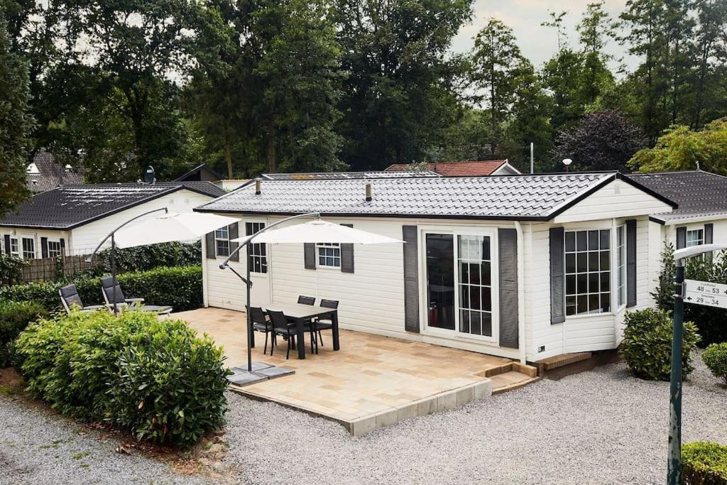 4 Persons Chalet Valkenbosch Situated In The Forested Area Oisterwijk Exterior photo