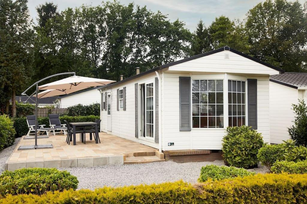 4 Persons Chalet Valkenbosch Situated In The Forested Area Oisterwijk Exterior photo