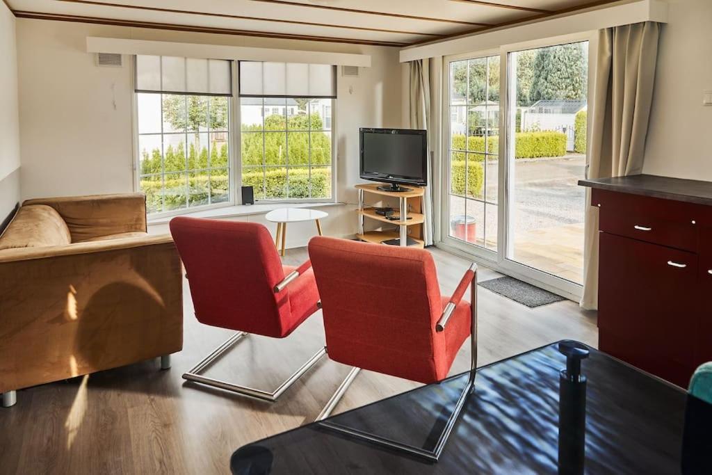 4 Persons Chalet Valkenbosch Situated In The Forested Area Oisterwijk Exterior photo